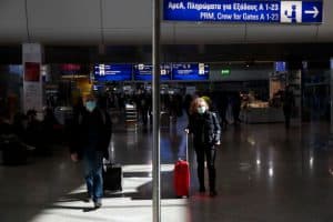 Οδηγίες από το ΥΠΕΞ για τις μετακινήσεις των Ελλήνων στο εξωτερικό