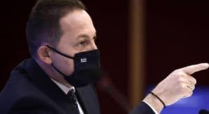 Πέτσας: Ακυρώνονται οι παρελάσεις της 28ης Οκτωβρίου λόγω κορωνοϊού