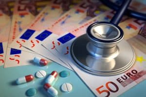 Κίνητρο επενδύσεων για τις φαρμακοβιομηχανίες-Συμψηφισμός clawback μέχρι 100 εκατ.