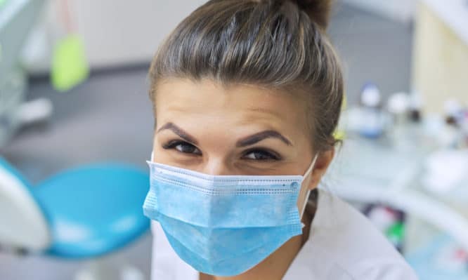 Θεσσαλονίκη: Οι οδοντίατροι συνεχίζουν να παρέχουν υπηρεσίες – Τι πρέπει να γνωρίζετε