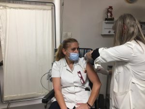 Κορονοϊός – εμβόλιο: Πότε θα εμβολιαστούν οι ιδιώτες γιατροί και οδοντίατροι