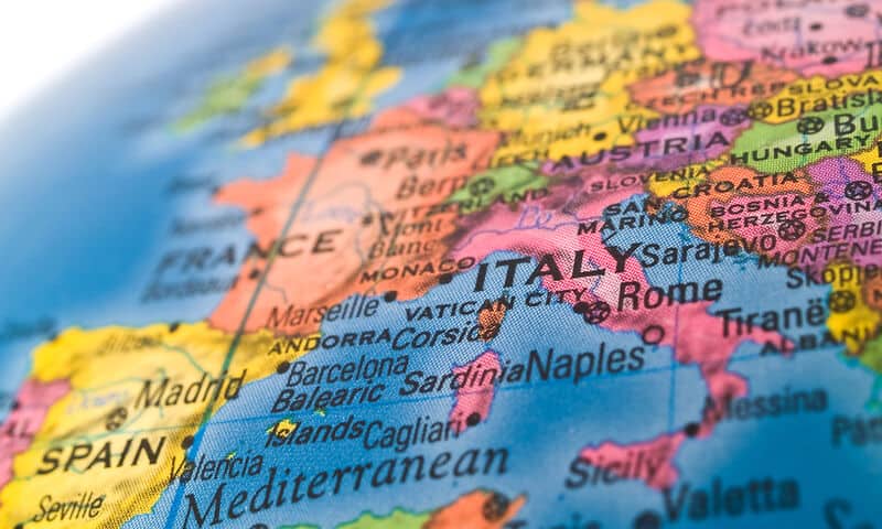 Κοροναϊός: Απαγόρευση όλων των πτήσεων από και προς τη Βόρεια Ιταλία