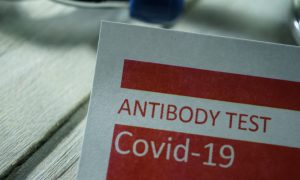 Κορωνοϊός: Τα αντισώματα δεν διαρκούν το ίδιο σε όλους τους ασθενείς
