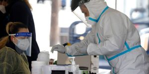 Ξεπέρασαν τα 15 εκατομμύρια τα κρούσματα μόλυνσης από τον SARS-CoV-2 παγκοσμίως