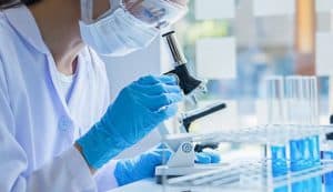 Κορονοϊός: Στη "μάχη" και η κολχικίνη - Σε ποιους ασθενείς θα χορηγείται