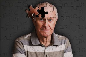 Τηλεφωνική γραμμή υποστήριξης σε άτομα με άνοια και τους φροντιστές τους