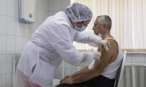 ΕΚΠΑ: Μελέτη για την ανάπτυξη αντισωμάτων από τα εμβόλια