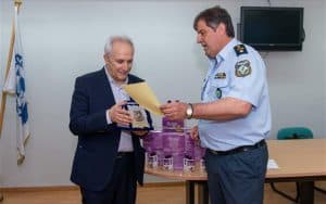 Φαρμακοποιοί: Δωρεά 5.000 αντισηπτικών στην Άμεση Δράση