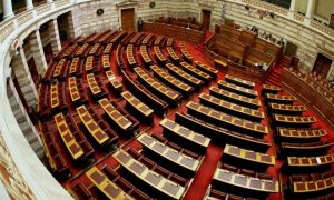 Βoυλή: Τροπολογία για τη φαρμακευτική δαπάνη