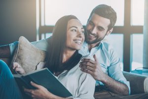 Βιβλίο: 14 προτάσεις για να αρχίσεις να χτίζεις την καλοκαιρινή σου λίστα ανάγνωσης