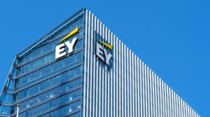 EY: Επιταχύνεται η εφαρμογή ψηφιακών λύσεων στον κλάδο Υγείας